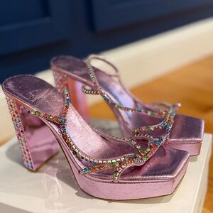 Brand new JEFFREY CAMPBELL NUITE